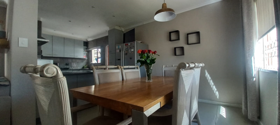 To Let 3 Bedroom Property for Rent in Ottery East Western Cape